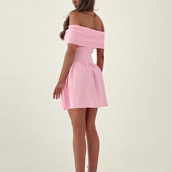 Pink Elegant Women's Off-Shoulder Mini Dress In Romantic Color - Picture 2 of 6